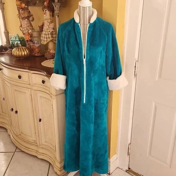 Vintage David Brown teal plush nightgown robe women's size Small - Picture 5 of 5